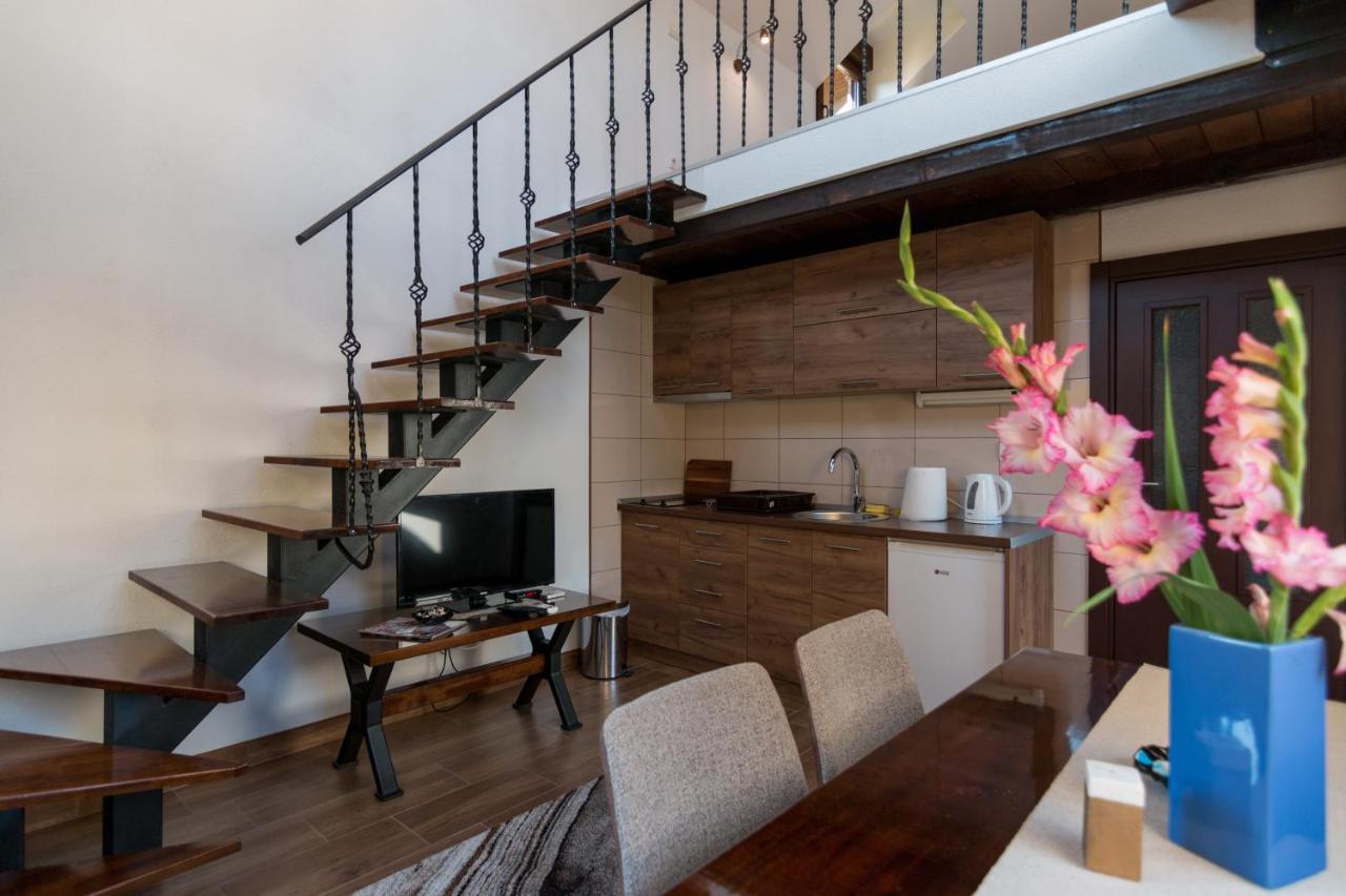 Brick Apartment Bajina Basta Eksteriør billede